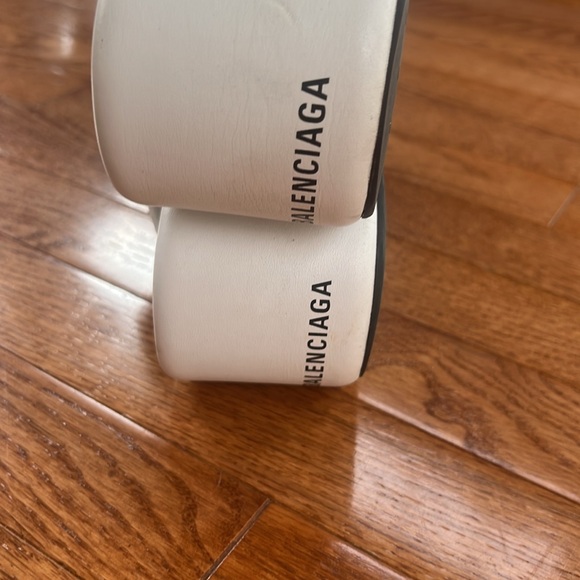 Balenciaga Slide - Picture 7 of 7